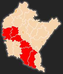 Mapka z Wikipedii pokazująca województwo podkarpackie w podziale na powiaty. Czerwonym kolorem zaznaczono kilka z nich w południowej części mapki