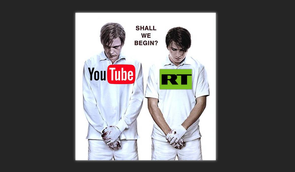 Przeróbka plakatu filmu Funny Games. Dwóch groźnie wyglądających mężczyzn w białych koszulkach i rękawiczkach, na białym tle. Stoją ze spuszczonymi głowami, a ich rękawiczki są pokryte ciemnymi plamami wyglądającymi jak krew. Na koszulę jednego z nich nałożono logo YouTube'a, a na koszulę drugiego logo telewizji Russia Today. Nad nimi widać napis oznaczający po angielsku 'zaczynamy?'.